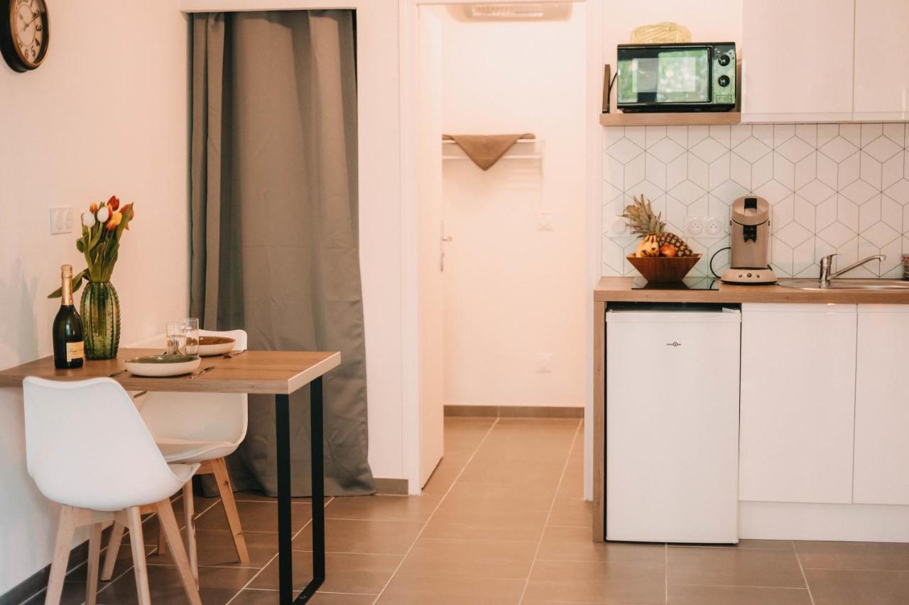 Franc-Bisontin - Unique ! 4 Logements Disponibles Besançon Exterior foto